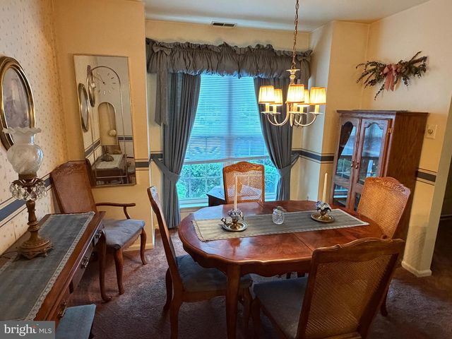 53 ARDSLEY CT, Newtown, PA 18940