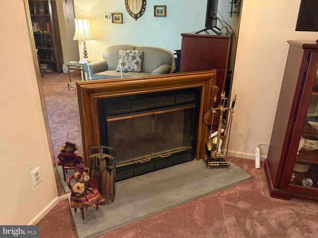 53 ARDSLEY CT, Newtown, PA 18940
