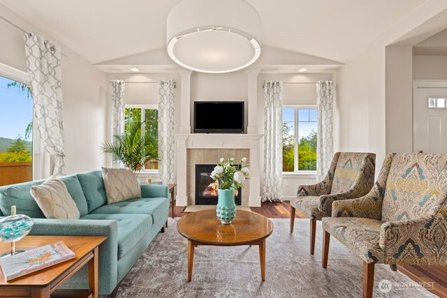 3707 Simmons Heights Lane SW, Tumwater, WA 98512