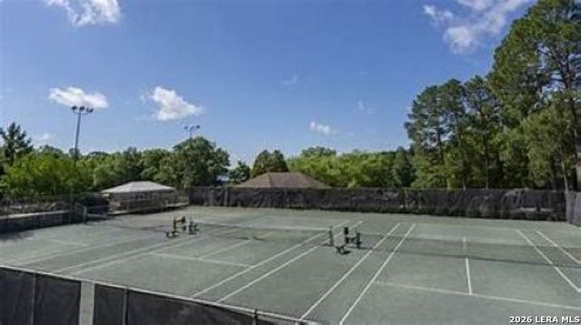 701 OAKLAND HILLS LN, Kerrville, TX 78028