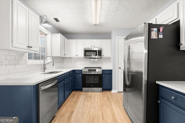 1022 Miss Amber Way, Locust Grove, GA 30248