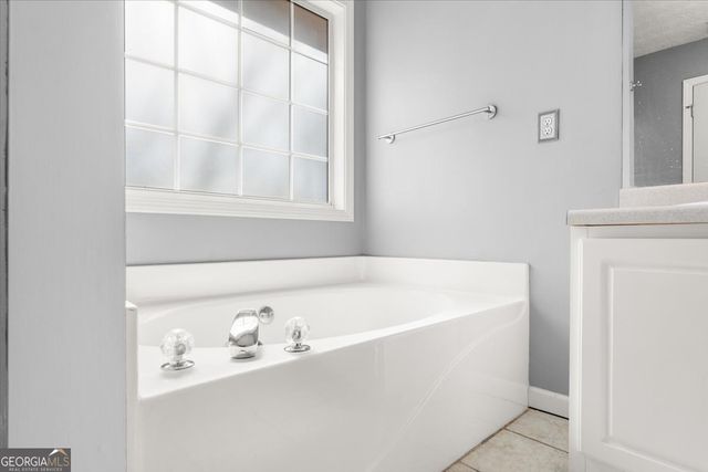 1022 Miss Amber Way, Locust Grove, GA 30248