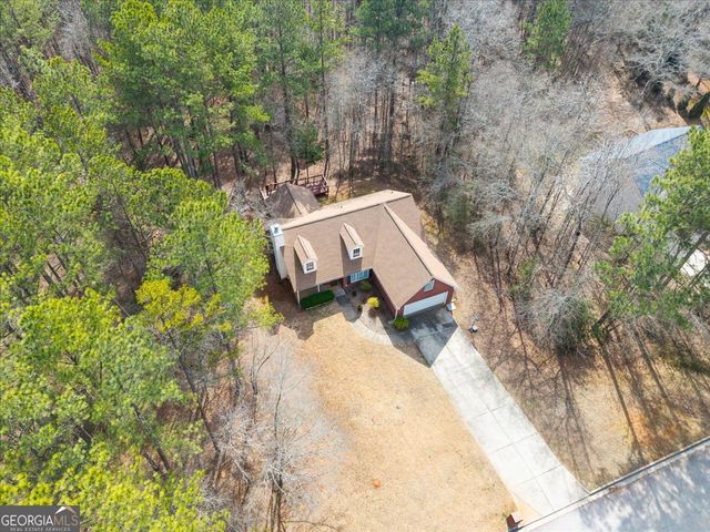 1022 Miss Amber Way, Locust Grove, GA 30248