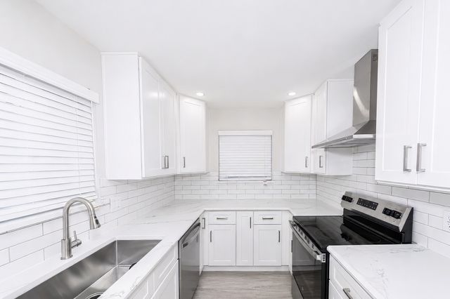 504 Pecan Street, Crowley, TX 76036