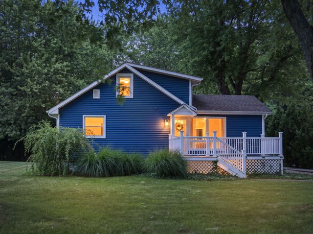 12865 Flynn Road, Sawyer, MI 49125