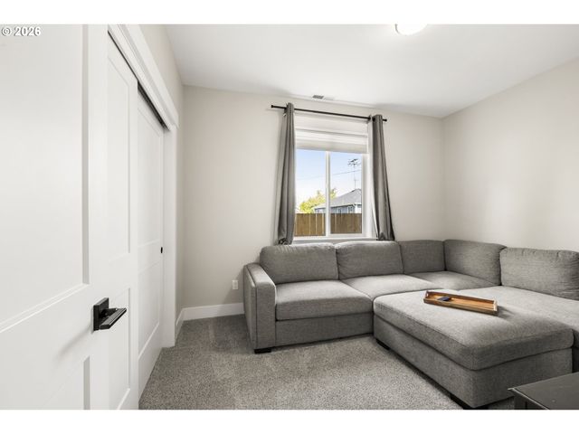 840 2ND St, Gervais, OR 97026