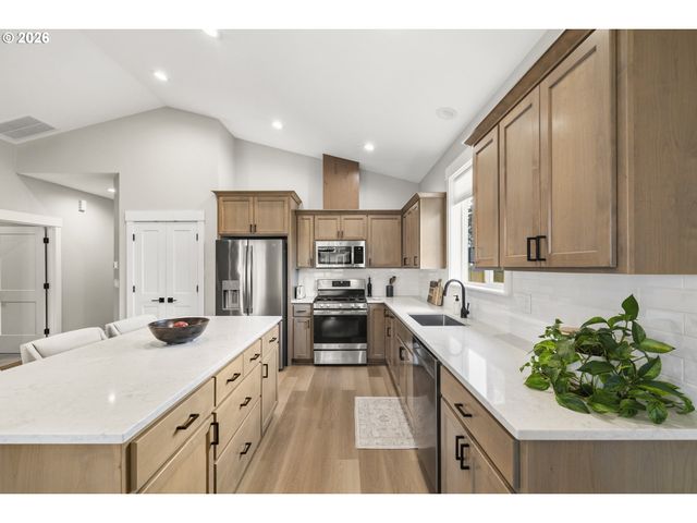 840 2ND St, Gervais, OR 97026