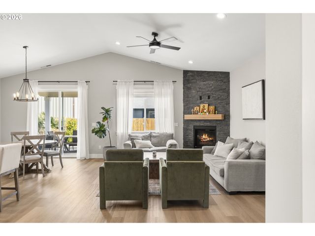 840 2ND St, Gervais, OR 97026