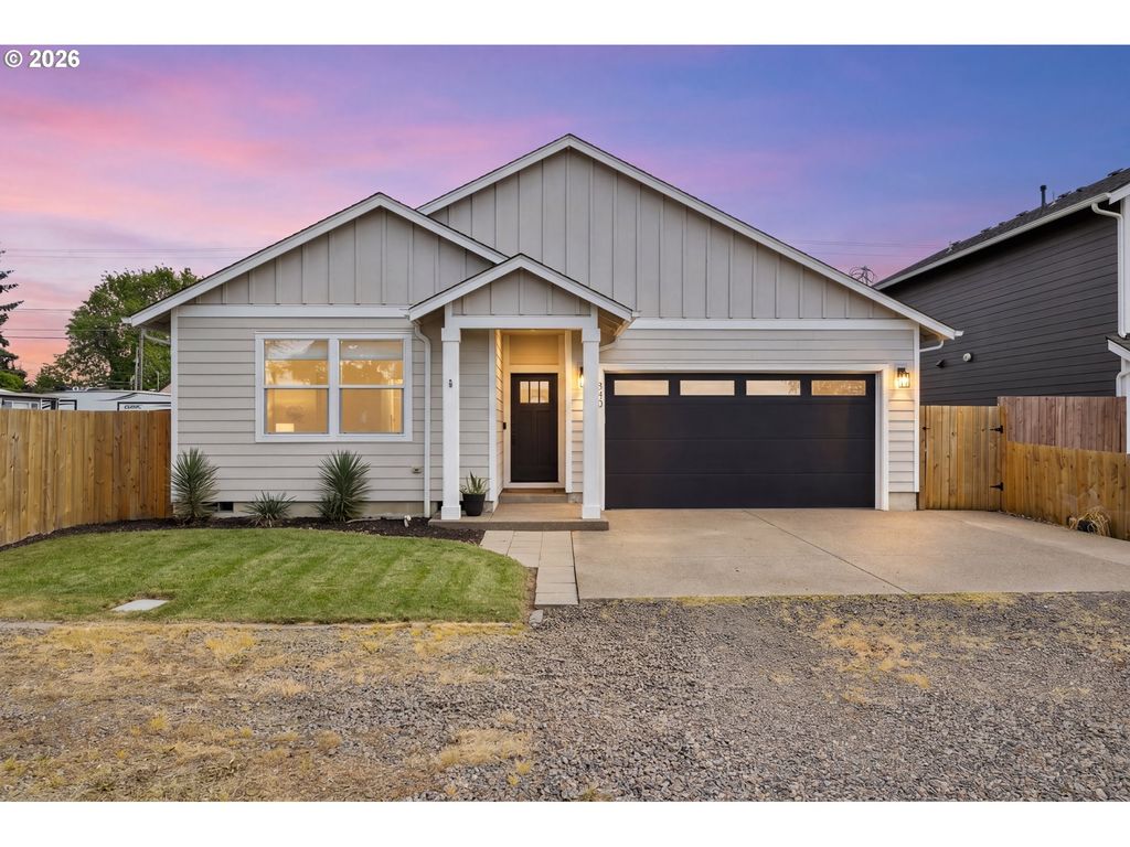 840 2ND St, Gervais, OR 97026