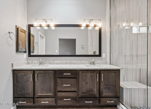 220 Bonnie Trail, Sunland Park, NM 88008