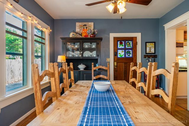 204 W Schantz Avenue, Oakwood, OH 45409
