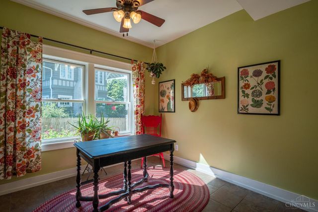 204 W Schantz Avenue, Oakwood, OH 45409
