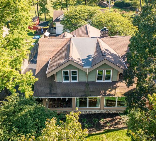 204 W Schantz Avenue, Oakwood, OH 45409