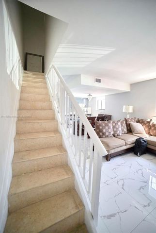 1380 W 41st St 101, Hialeah, FL 33012