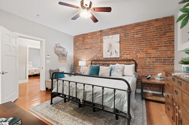 325 Hampton Avenue Unit 101, Greenville, SC 29601