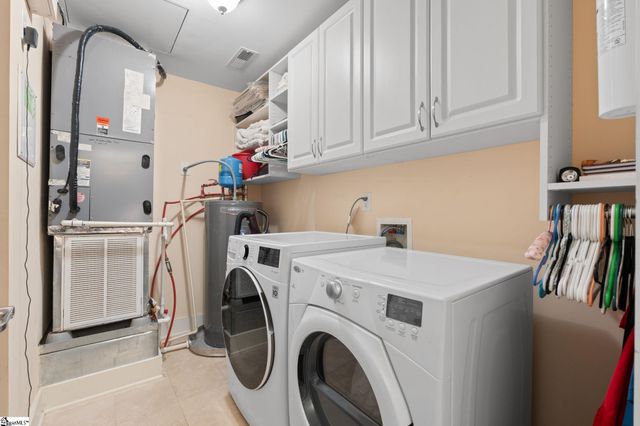 325 Hampton Avenue Unit 101, Greenville, SC 29601