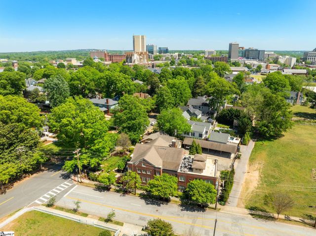 325 Hampton Avenue Unit 101, Greenville, SC 29601