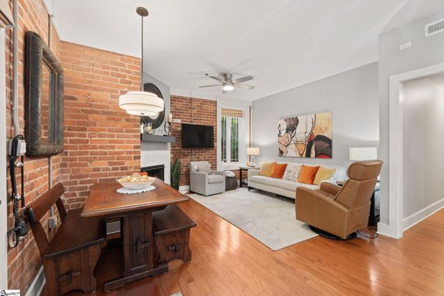 325 Hampton Avenue Unit 101, Greenville, SC 29601