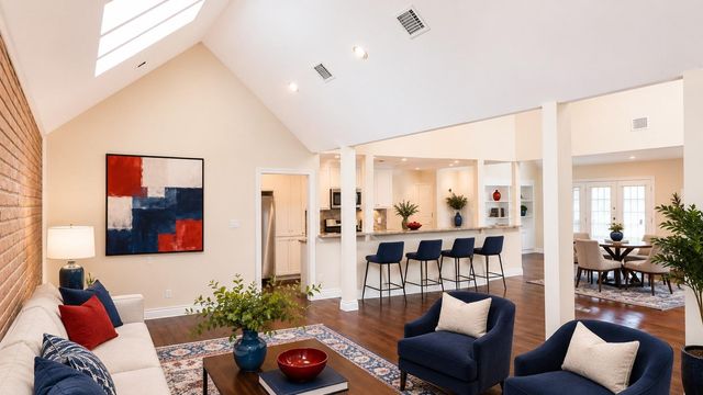 4910 Imogene Street, Houston, TX 77096