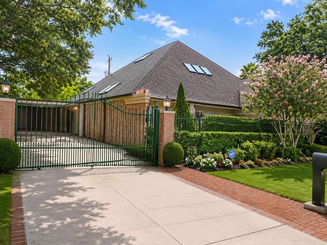 4910 Imogene Street, Houston, TX 77096