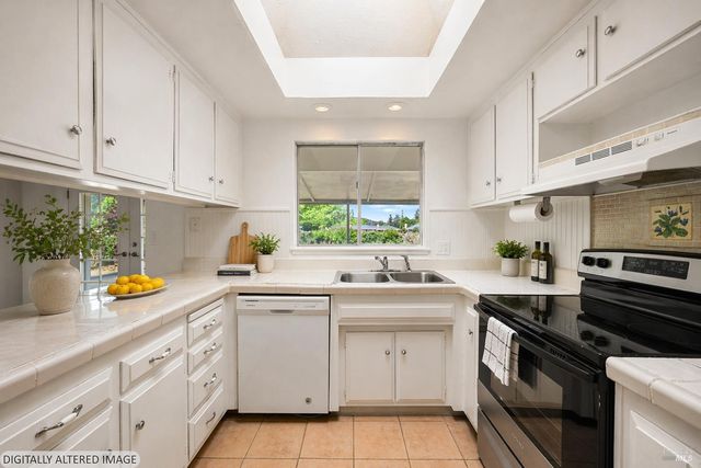 241 Belhaven Cir, Santa Rosa, CA 95409