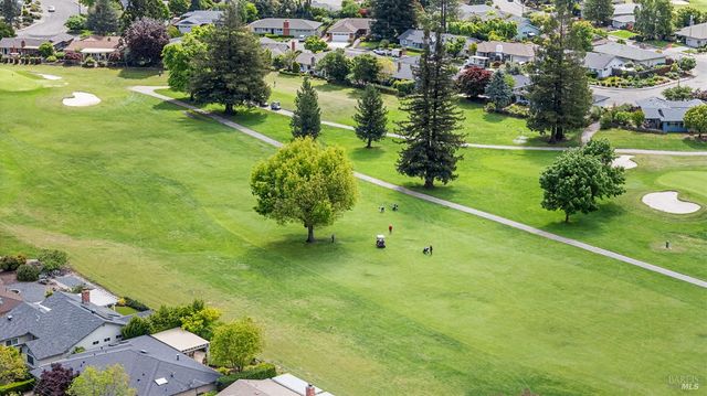 241 Belhaven Cir, Santa Rosa, CA 95409