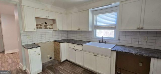 2700 Head Road SW, Atlanta, GA 30311
