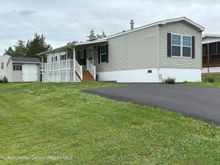 50 Kipp Lane 35, Hudson, NY 12534