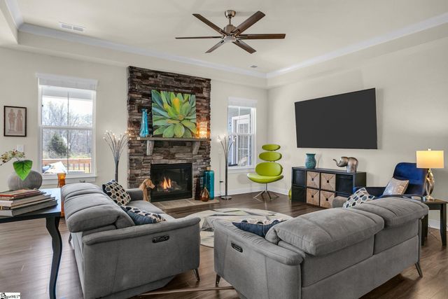 18 Pequot Drive, Greenville, SC 29607