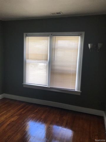 7137 Tuxedo Street, Detroit, MI 48204