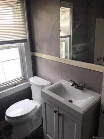 7137 Tuxedo Street, Detroit, MI 48204