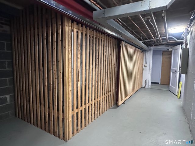 70 Grove Hill Street APT 2G, New Britain, CT 06052