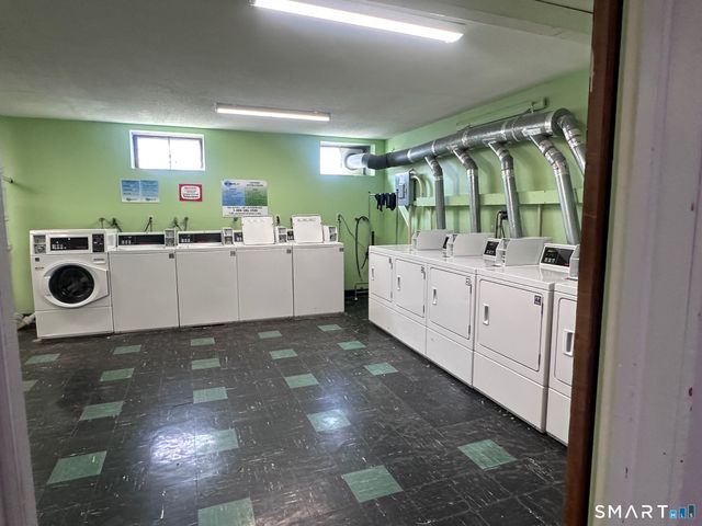 70 Grove Hill Street APT 2G, New Britain, CT 06052