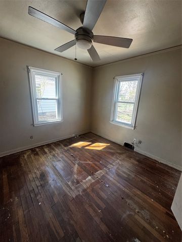 2505 Adams Avenue, Des Moines, IA 50310