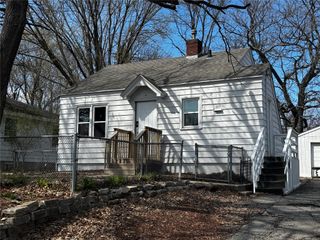 2505 Adams Avenue, Des Moines, IA 50310
