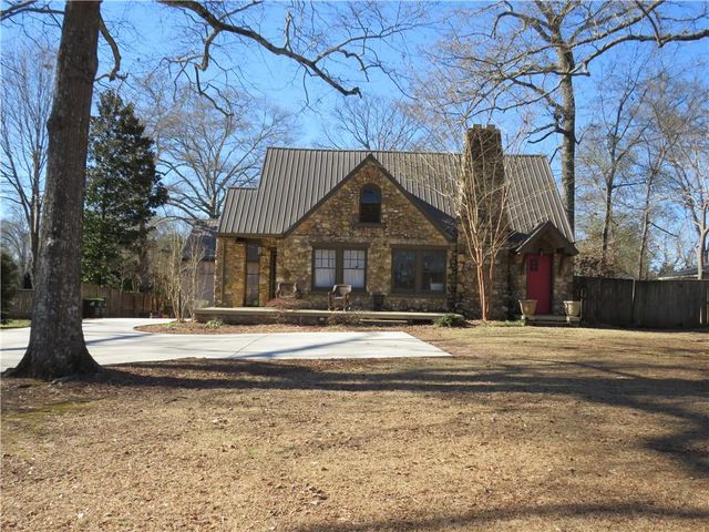 607 N College Street, Cedartown, GA 30125