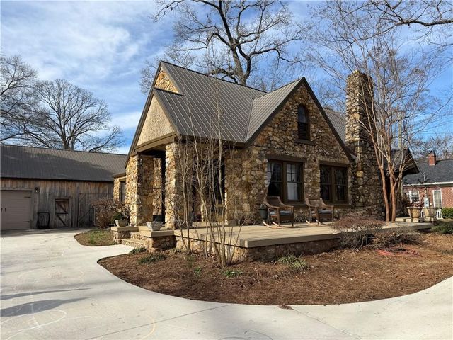 607 N College Street, Cedartown, GA 30125