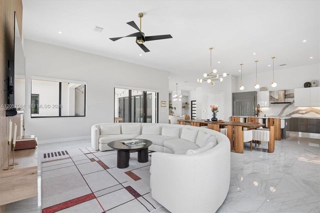 4850 SW 159th Ave, Southwest Ranches, FL 33331