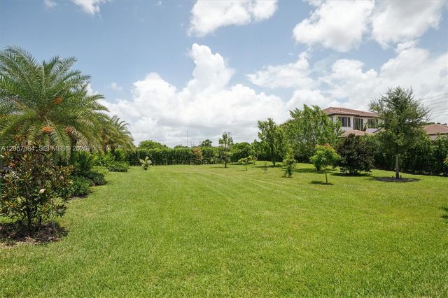 4850 SW 159th Ave, Southwest Ranches, FL 33331