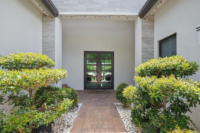 4850 SW 159th Ave, Southwest Ranches, FL 33331