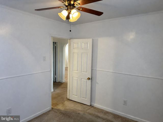 3519 CARNARVON AVE, Bristol, PA 19007