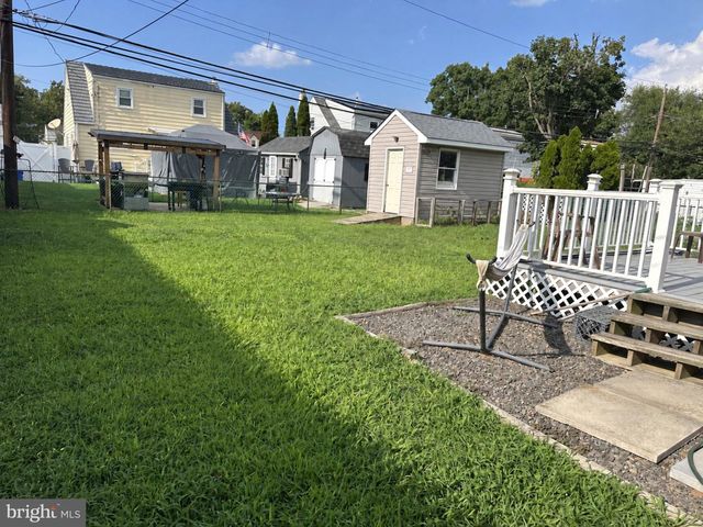 3519 CARNARVON AVE, Bristol, PA 19007