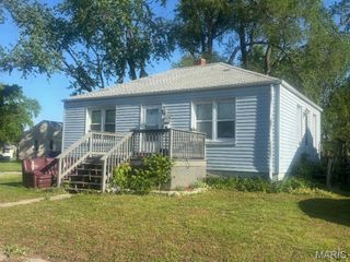 261 Victory Drive, East Alton, IL 62024