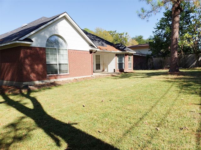 5108 Meadowbrook Drive, Greenville, TX 75402