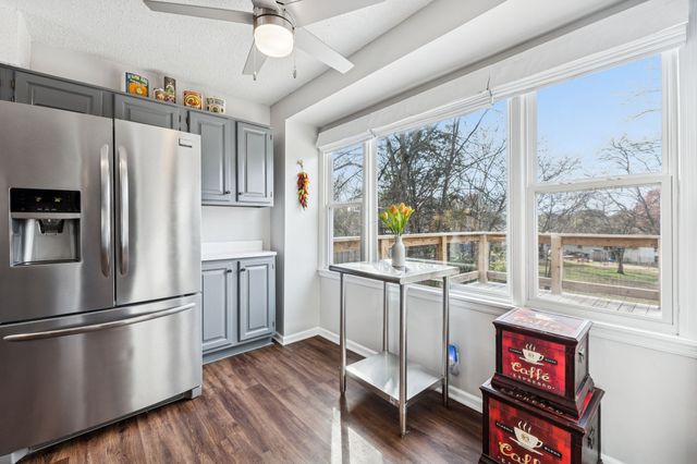 525 Castlegate Dr, Nashville, TN 37217