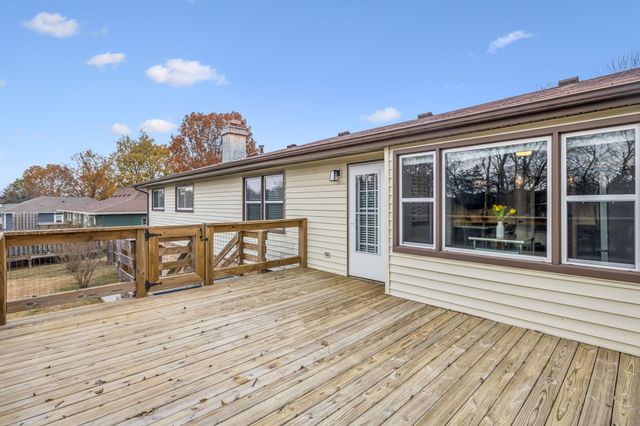 525 Castlegate Dr, Nashville, TN 37217