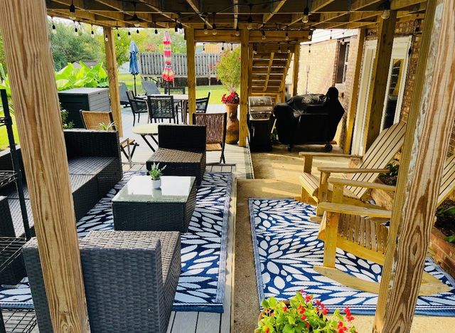 525 Castlegate Dr, Nashville, TN 37217