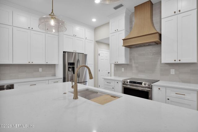 7804 RITTENHOUSE Lane, Jacksonville, FL 32256