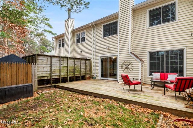 40 Deer Run Drive, Milton, NY 12020