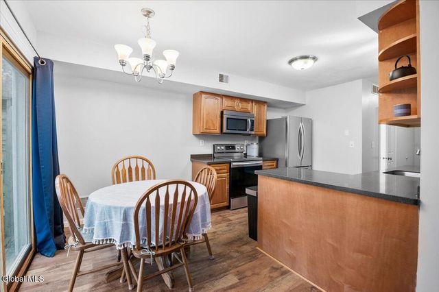 40 Deer Run Drive, Milton, NY 12020